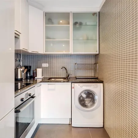 Charming 1br With Terrace Views Of Bridge | By Airnest Apartament
