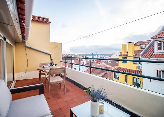 Charming 1br With Terrace Views Of Bridge | By Airnest 公寓